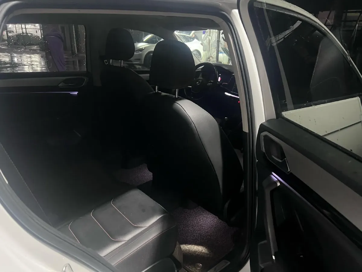 2021 Volkswagen Tayron 2.0T 186HP L4 7DCT,autocango,china used car exporter,china ev exporter,chinese used car exporter,chinese used ev exporter