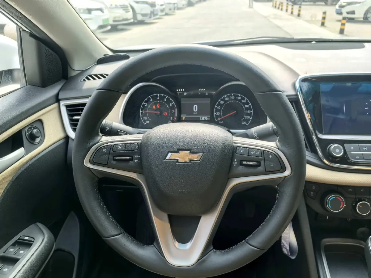 2020 Chevrolet Monza 1.5L 113HP L4 6AT,autocango,china used car exporter,china ev exporter,chinese used car exporter,chinese used ev exporter