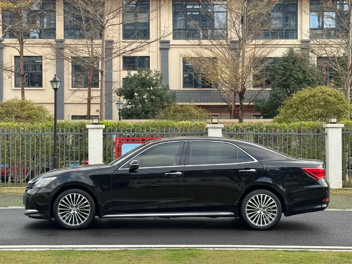 2018 Toyota Highlander 2.0T 220HP L4 6AT,autocango,china used car exporter,china ev exporter,chinese used car exporter,chinese used ev exporter