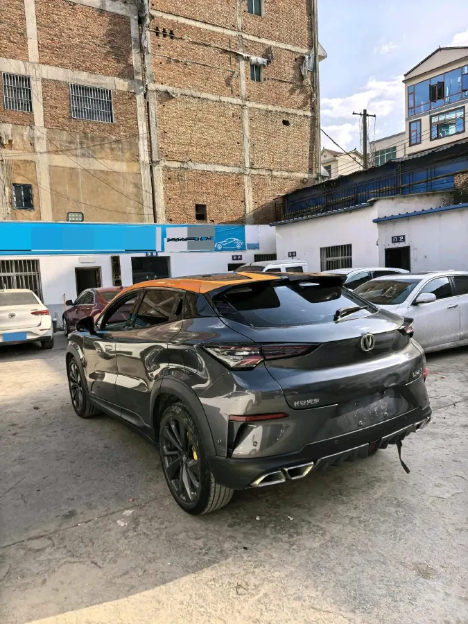 2020 ChangAn UNI-T 1.5T 180HP L4 7DCT,autocango,china used car exporter,china ev exporter,chinese used car exporter,chinese used ev exporter