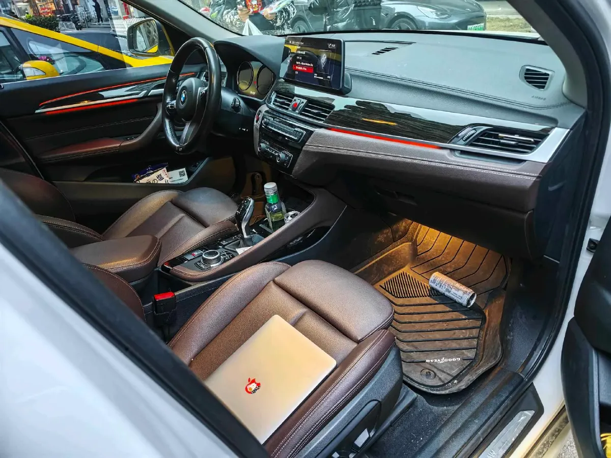 2020 BMW X1 2.0T 192HP L4 8AT,autocango,china used car exporter,china ev exporter,chinese used car exporter,chinese used ev exporter