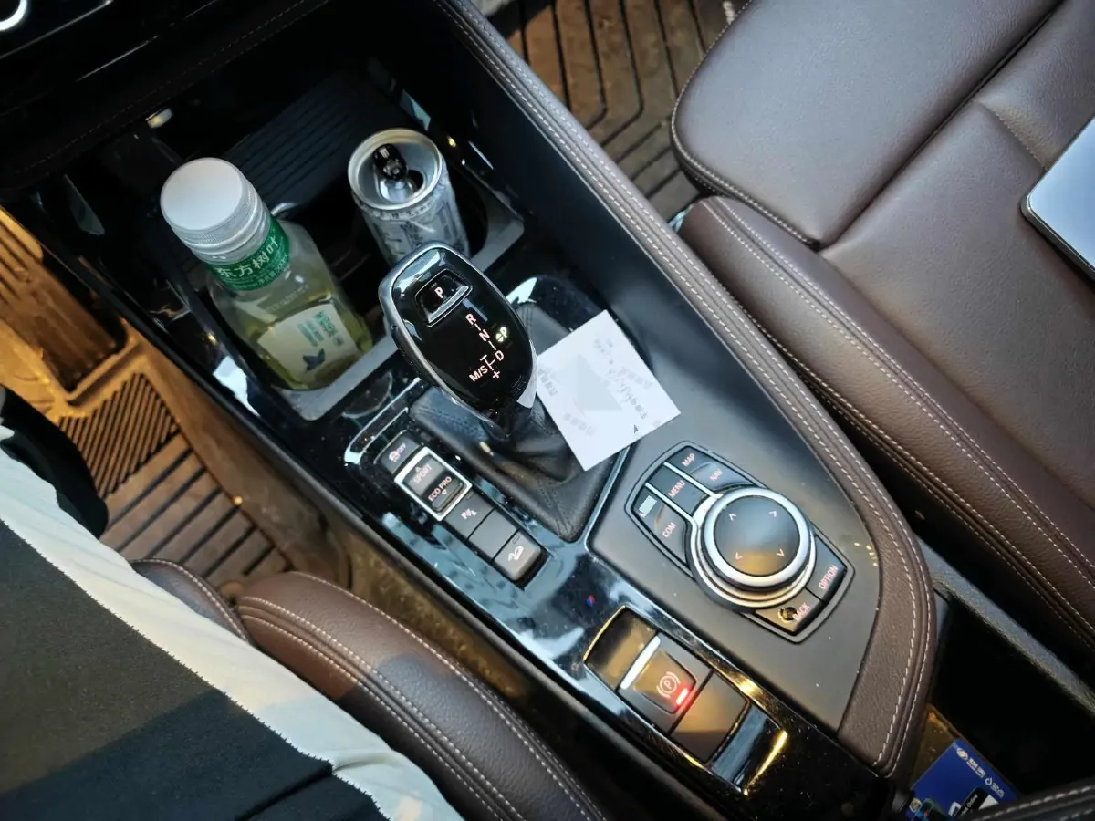 2020 BMW X1 2.0T 192HP L4 8AT,autocango,china used car exporter,china ev exporter,chinese used car exporter,chinese used ev exporter