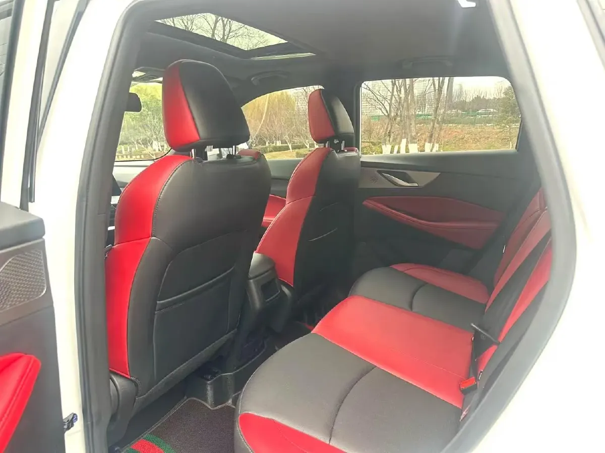 2022 ChangAn CS35 Plus 1.4T 160HP L4 7DCT,autocango,china used car exporter,china ev exporter,chinese used car exporter,chinese used ev exporter