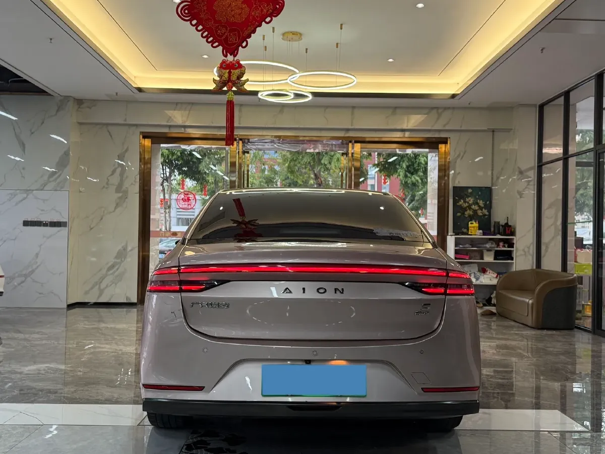 2022 ChangAn Oshan Z6 1.5T 170HP L4 6TCT PHEV 28.4KWH,autocango,china used car exporter,china ev exporter,chinese used car exporter,chinese used ev exporter