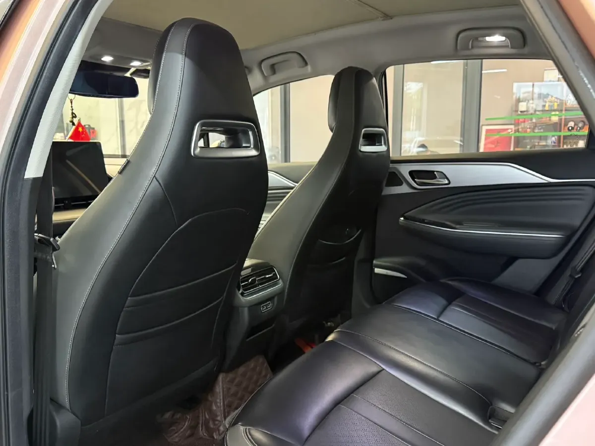 2022 ChangAn Oshan Z6 1.5T 170HP L4 6TCT PHEV 28.4KWH,autocango,china used car exporter,china ev exporter,chinese used car exporter,chinese used ev exporter