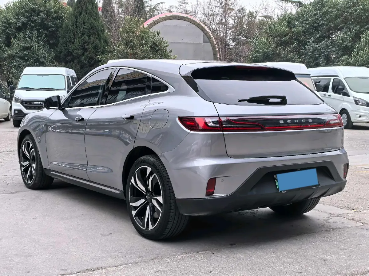 2021 SERES SF5 Range Extended 112HP REEV 35KWH,autocango,china used car exporter,china ev exporter,chinese used car exporter,chinese used ev exporter