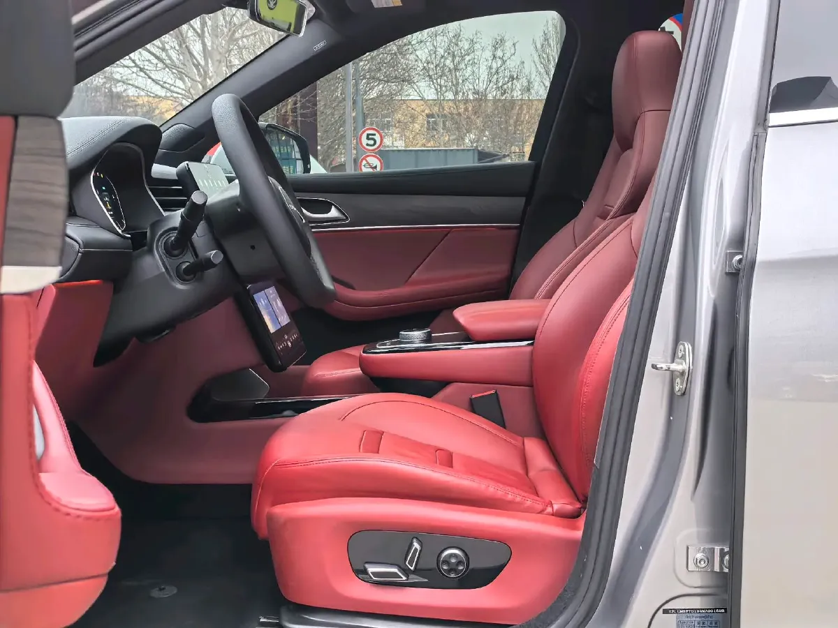 2021 SERES SF5 Range Extended 112HP REEV 35KWH,autocango,china used car exporter,china ev exporter,chinese used car exporter,chinese used ev exporter