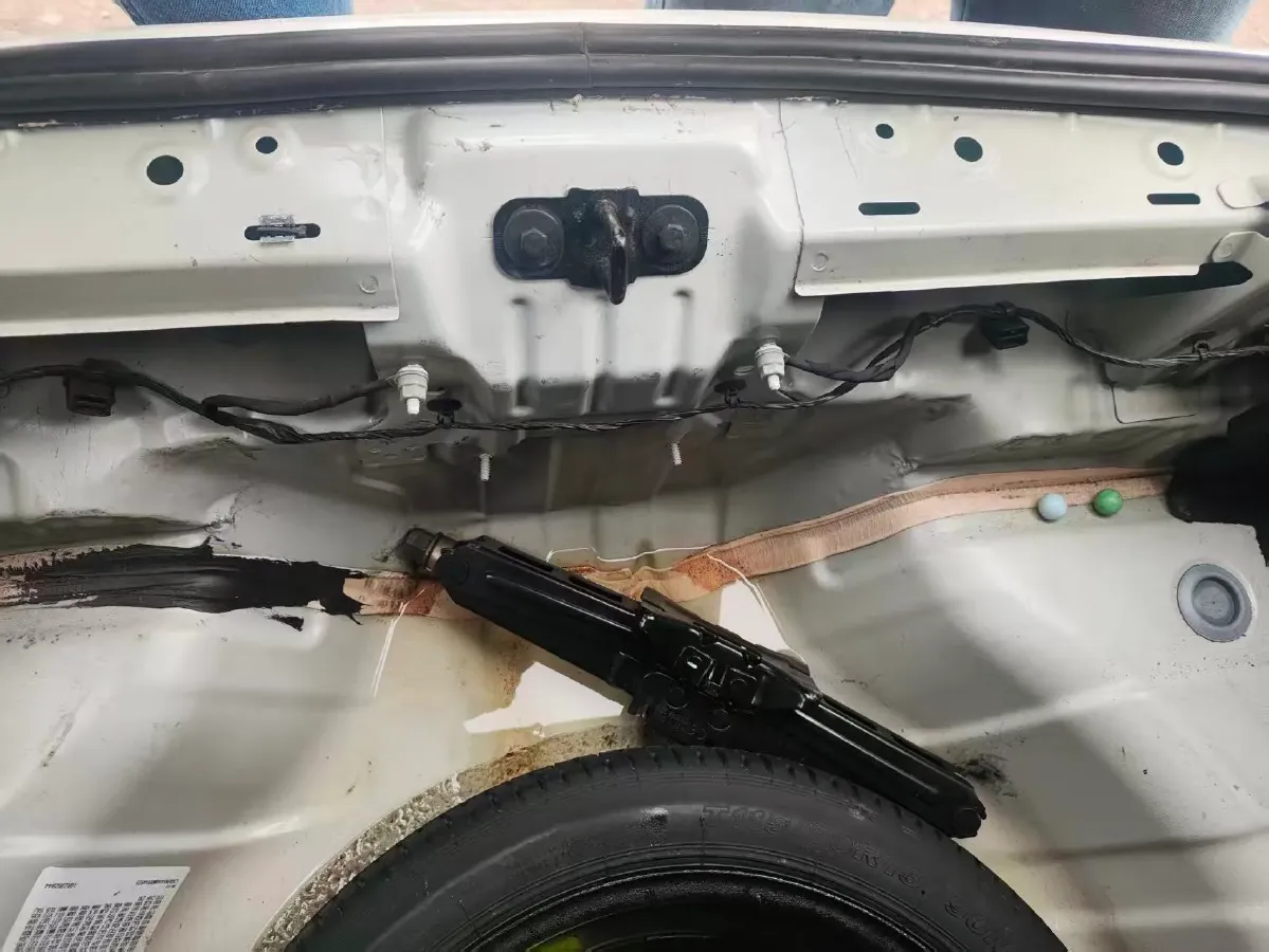 2021 Chevrolet Cavalier 1.0T 125HP L3 6AT,autocango,china used car exporter,china ev exporter,chinese used car exporter,chinese used ev exporter