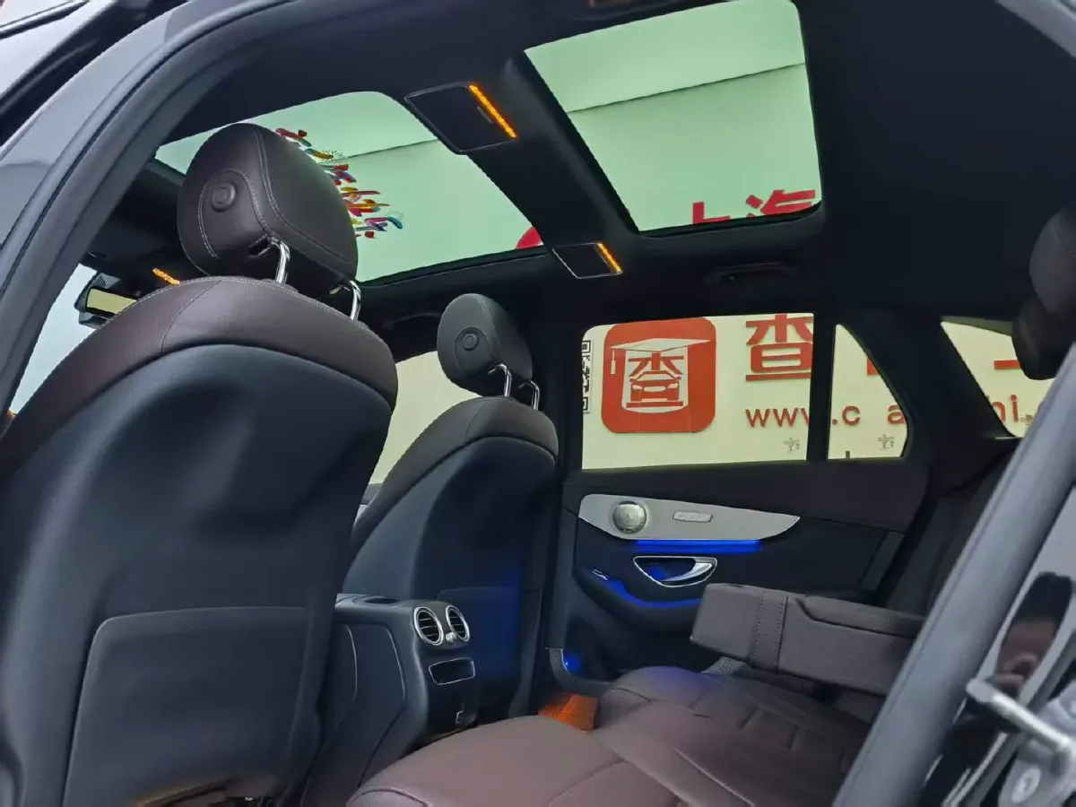 2020 Mercedes-Benz GLC Class 2.0T 197HP L4 9AT,autocango,china used car exporter,china ev exporter,chinese used car exporter,chinese used ev exporter