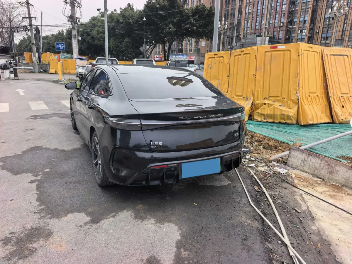 2022 AITO AITO M5 Range Extended 125HP REEV 40KWH,autocango,china used car exporter,china ev exporter,chinese used car exporter,chinese used ev exporter