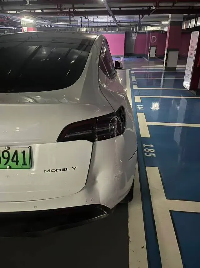 2022 Tesla Model Y BEV 60KWH,autocango,china used car exporter,china ev exporter,chinese used car exporter,chinese used ev exporter