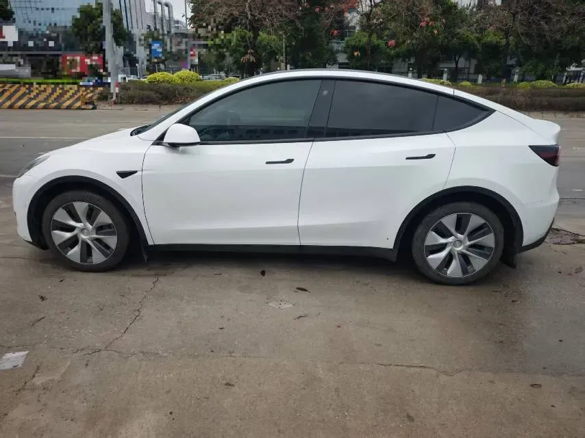 2022 Tesla Model Y BEV 60KWH,autocango,china used car exporter,china ev exporter,chinese used car exporter,chinese used ev exporter