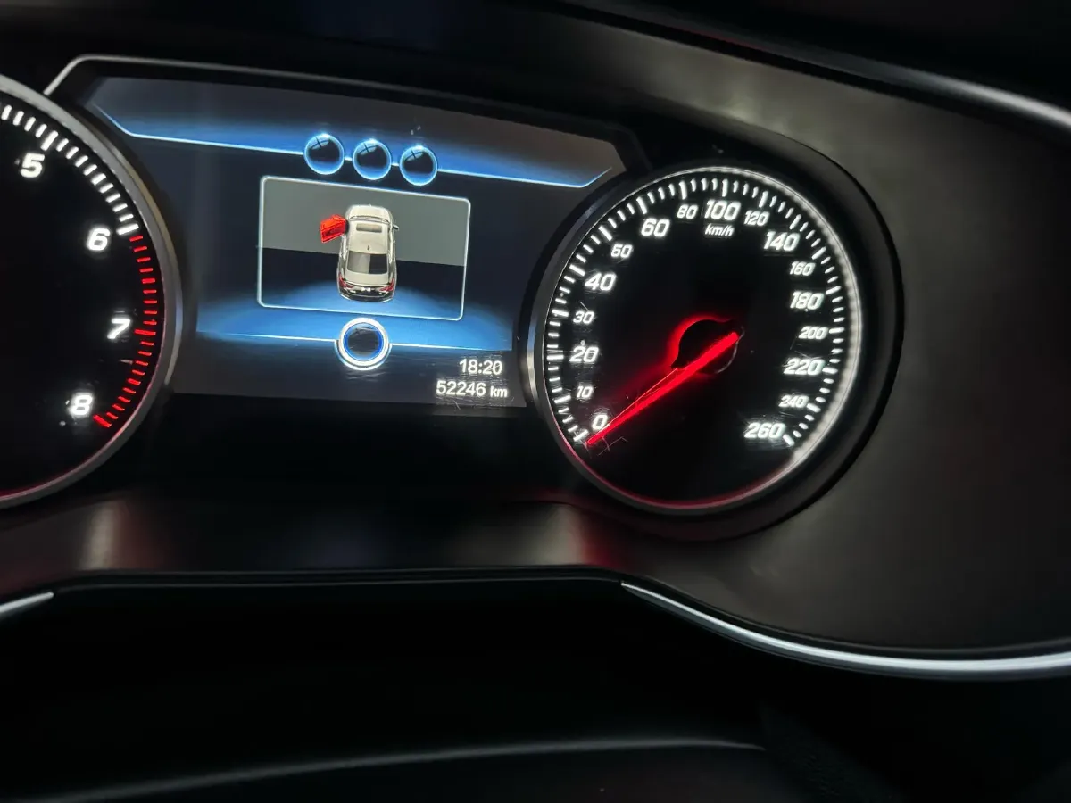 2020 HongQi H5 1.5T 169HP L4 7DCT,autocango,china used car exporter,china ev exporter,chinese used car exporter,chinese used ev exporter