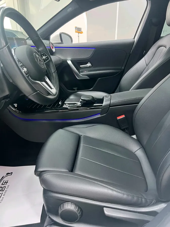 2023 Mercedes-Benz A Class 1.3T 136HP L4 7DCT,autocango,china used car exporter,china ev exporter,chinese used car exporter,chinese used ev exporter