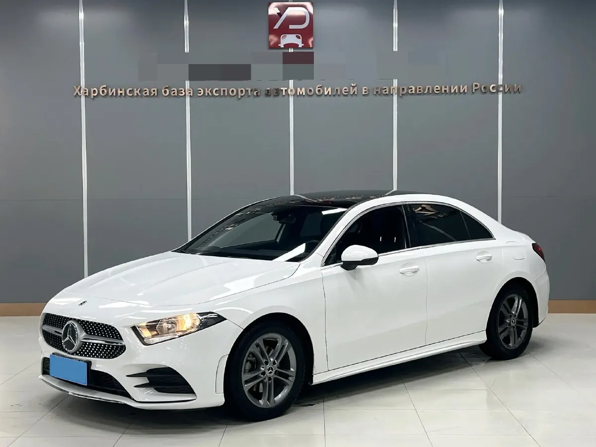 2023 Mercedes-Benz A Class 1.3T 136HP L4 7DCT,autocango,china used car exporter,china ev exporter,chinese used car exporter,chinese used ev exporter