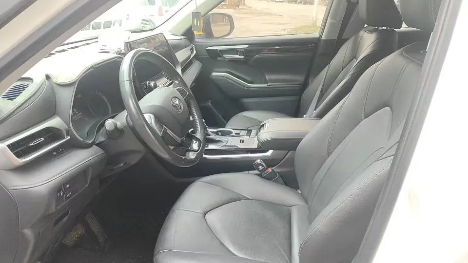 2022 Toyota Highlander 2.5L 192HP L4 E-CVT Hybrid,autocango,china used car exporter,china ev exporter,chinese used car exporter,chinese used ev exporter