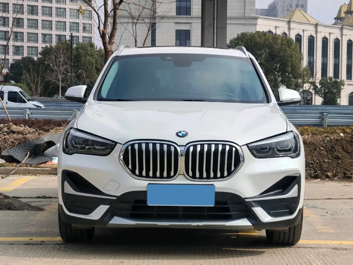 2020 BMW X1 2.0T 192HP L4 8AT,autocango,china used car exporter,china ev exporter,chinese used car exporter,chinese used ev exporter