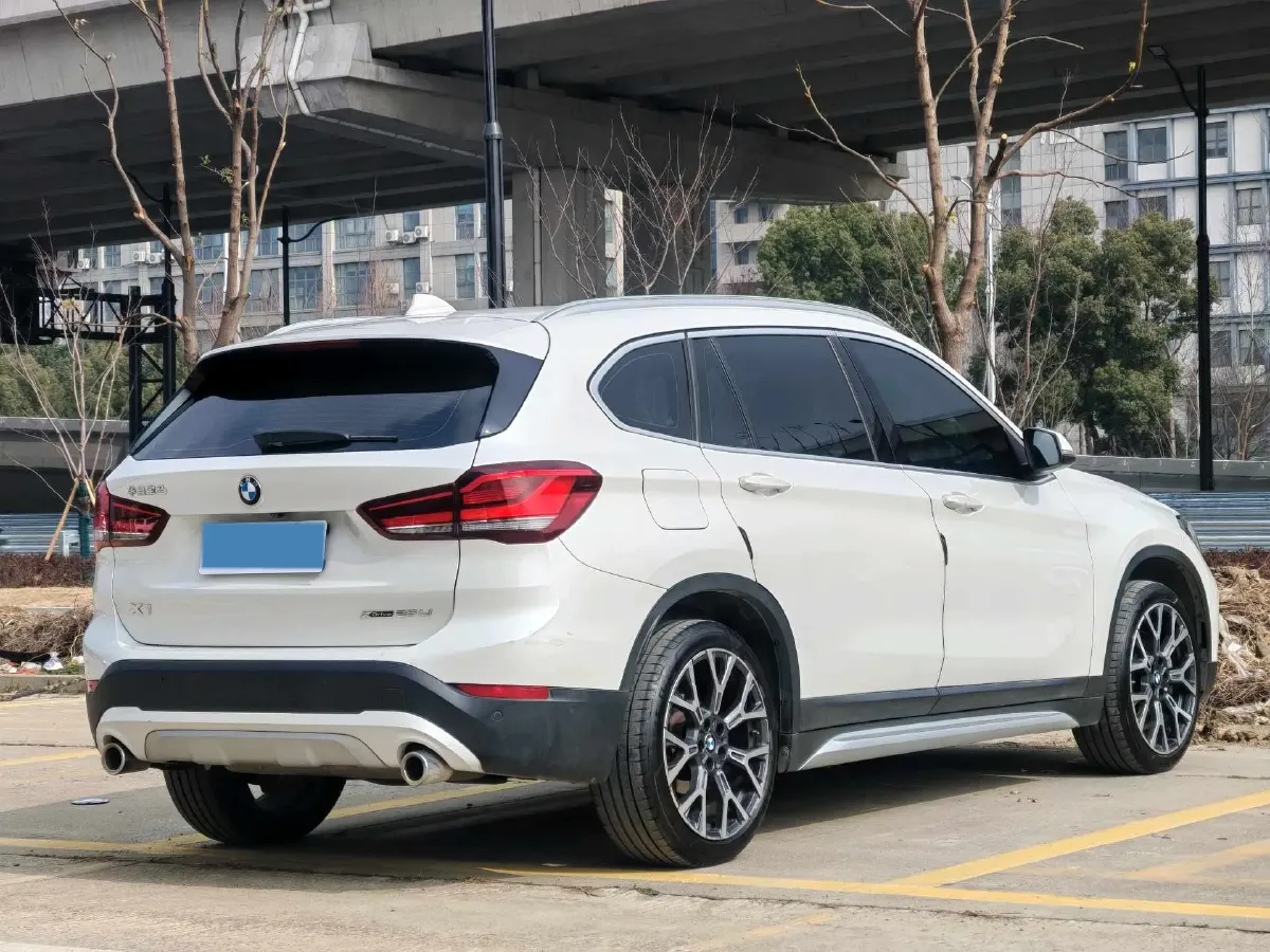 2020 BMW X1 2.0T 192HP L4 8AT,autocango,china used car exporter,china ev exporter,chinese used car exporter,chinese used ev exporter