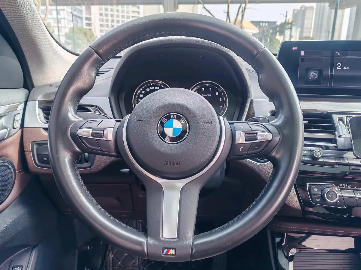 2020 BMW X1 2.0T 192HP L4 8AT,autocango,china used car exporter,china ev exporter,chinese used car exporter,chinese used ev exporter