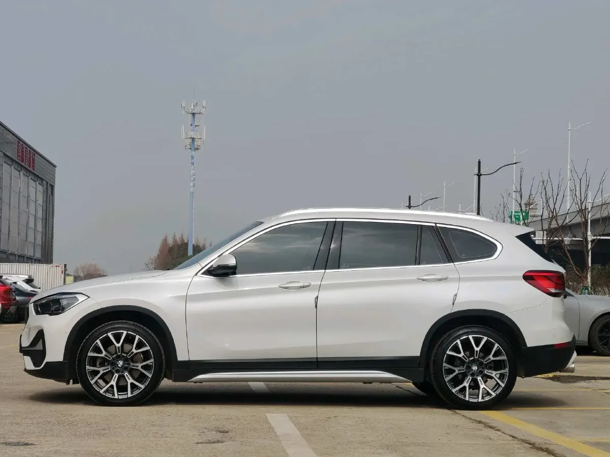 2020 BMW X1 2.0T 192HP L4 8AT,autocango,china used car exporter,china ev exporter,chinese used car exporter,chinese used ev exporter