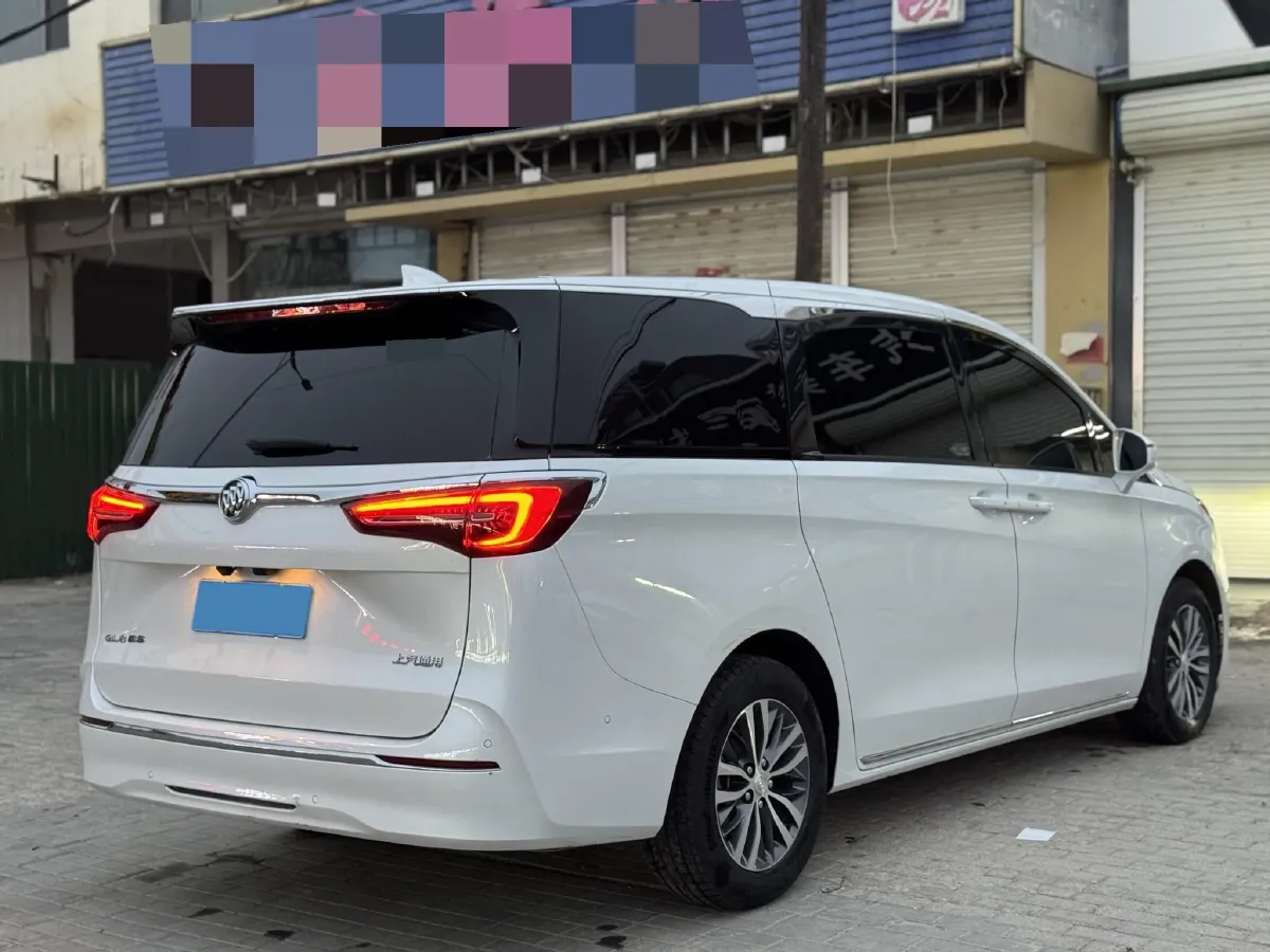 2023 Buick GL8 2.0T 237HP L4 9AT,autocango,china used car exporter,china ev exporter,chinese used car exporter,chinese used ev exporter