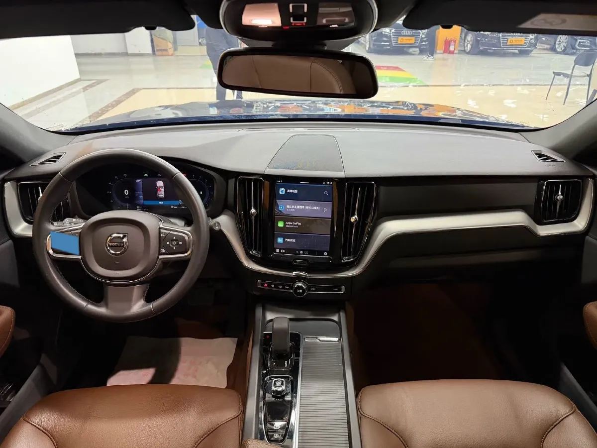 2022 Volvo XC60 2.0T 250HP L4 8AT,autocango,china used car exporter,china ev exporter,chinese used car exporter,chinese used ev exporter