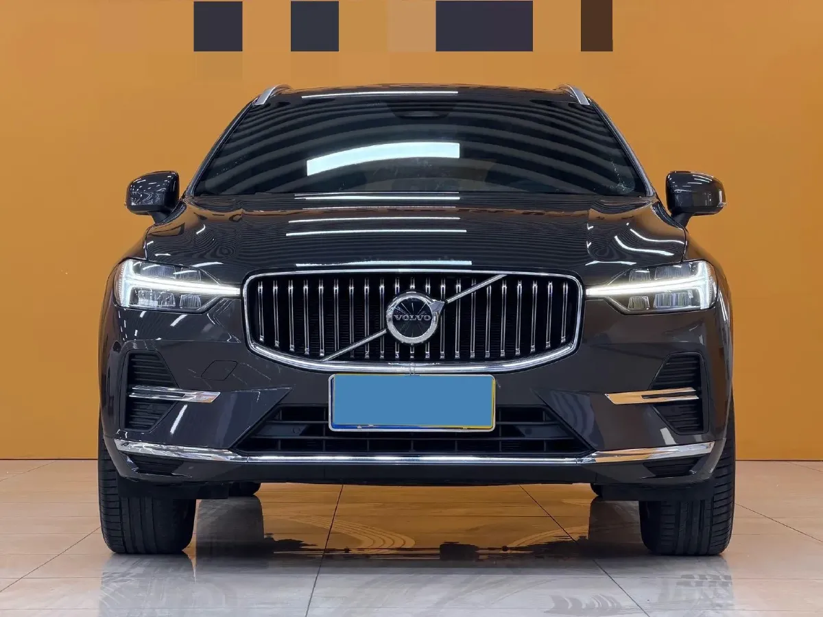 2022 Volvo XC60 2.0T 250HP L4 8AT,autocango,china used car exporter,china ev exporter,chinese used car exporter,chinese used ev exporter
