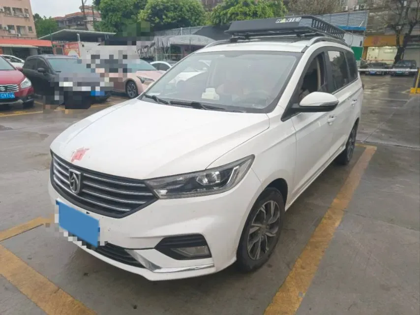 2018 BaoJun 360 1.5L 112HP L4 6MT,autocango,china used car exporter,china ev exporter,chinese used car exporter,chinese used ev exporter