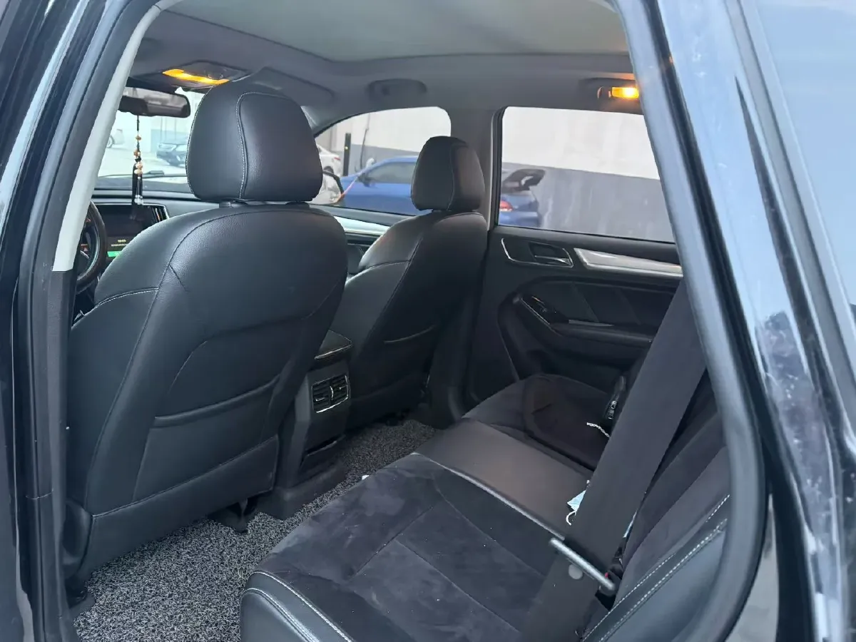 2017 Roewe RX5 1.5T 169HP L4 2AT PHEV 12KWH,autocango,china used car exporter,china ev exporter,chinese used car exporter,chinese used ev exporter