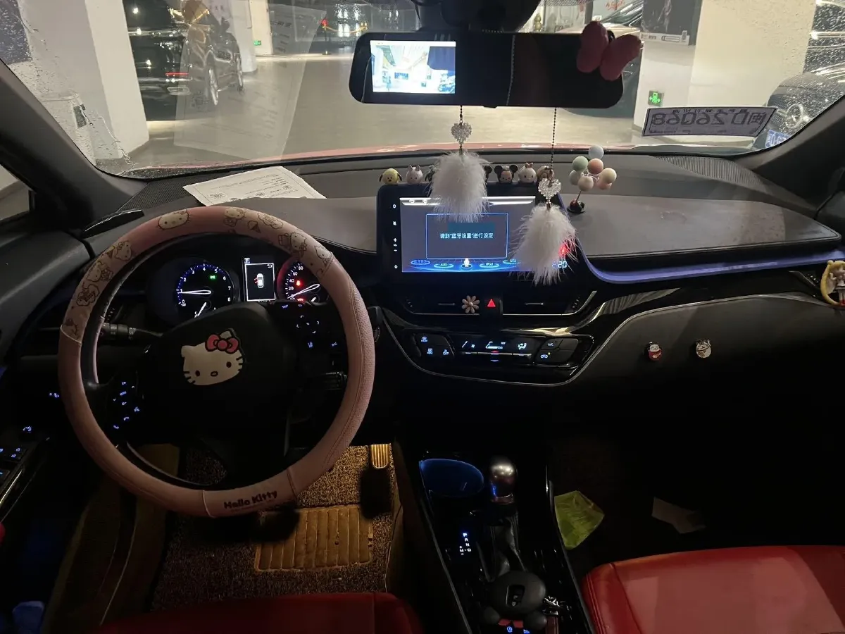 2020 Toyota C-HR 2.0L 171HP L4 CVT,autocango,china used car exporter,china ev exporter,chinese used car exporter,chinese used ev exporter