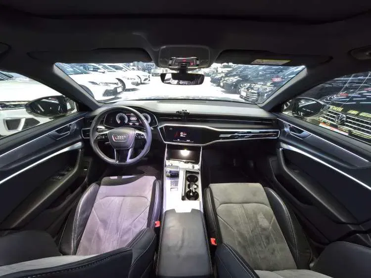 2023 Audi A6L 2.0T 245HP L4 7DCT,autocango,china used car exporter,china ev exporter,chinese used car exporter,chinese used ev exporter