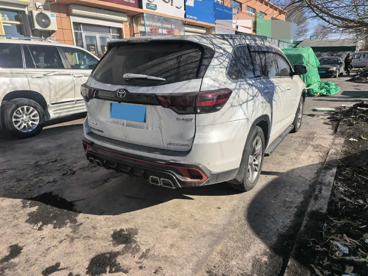 2021 Toyota Highlander 2.0T 220HP L4 6AT,autocango,china used car exporter,china ev exporter,chinese used car exporter,chinese used ev exporter