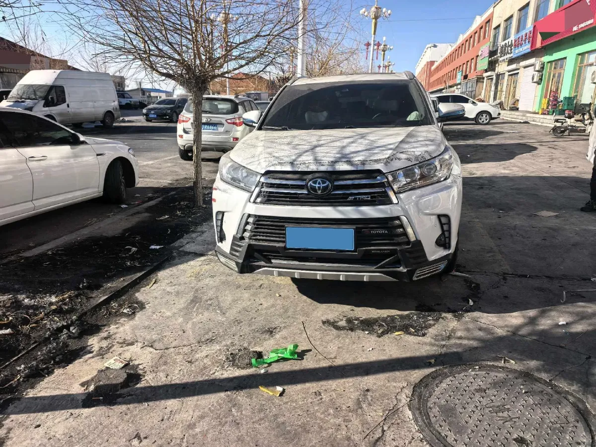 2021 Toyota Highlander 2.0T 220HP L4 6AT,autocango,china used car exporter,china ev exporter,chinese used car exporter,chinese used ev exporter