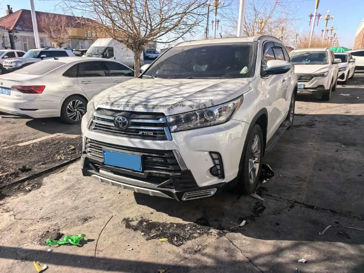 2021 Toyota Highlander 2.0T 220HP L4 6AT,autocango,china used car exporter,china ev exporter,chinese used car exporter,chinese used ev exporter