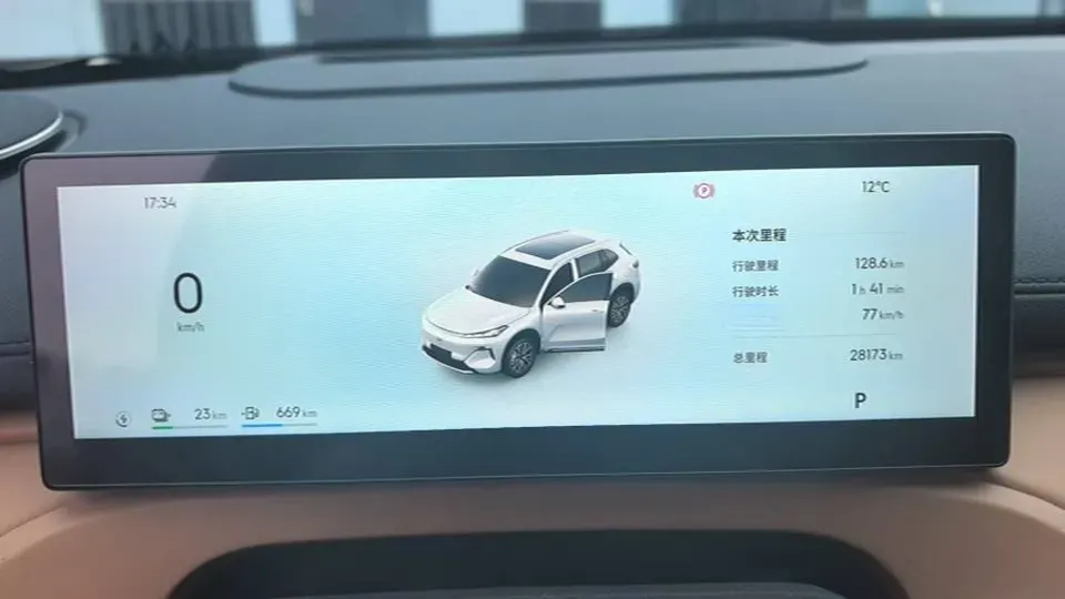 2025 BYD Sea Lion 05 DM-i 1.5L 101HP L4 E-CVT PHEV 18.3KWH,autocango,china used car exporter,china ev exporter,chinese used car exporter,chinese used ev exporter