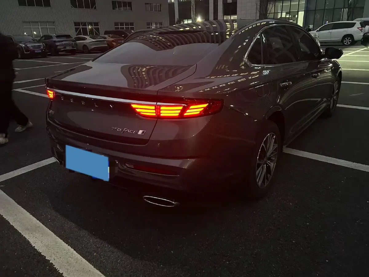 2025 Geely Preface 1.5T 181HP L4 7DCT,autocango,china used car exporter,china ev exporter,chinese used car exporter,chinese used ev exporter