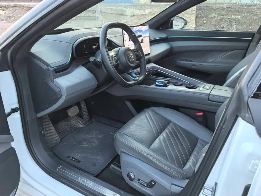 2025 Zeekr 001 BEV 95KWH,autocango,china used car exporter,china ev exporter,chinese used car exporter,chinese used ev exporter