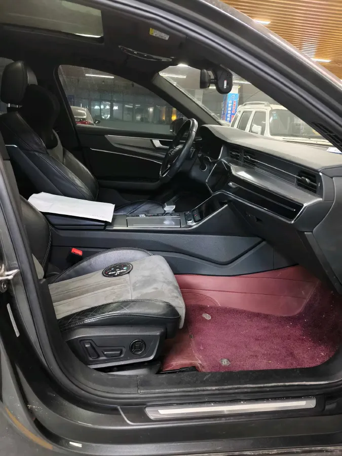 2019 Audi A6L 2.0T 190HP L4 7DCT,autocango,china used car exporter,china ev exporter,chinese used car exporter,chinese used ev exporter