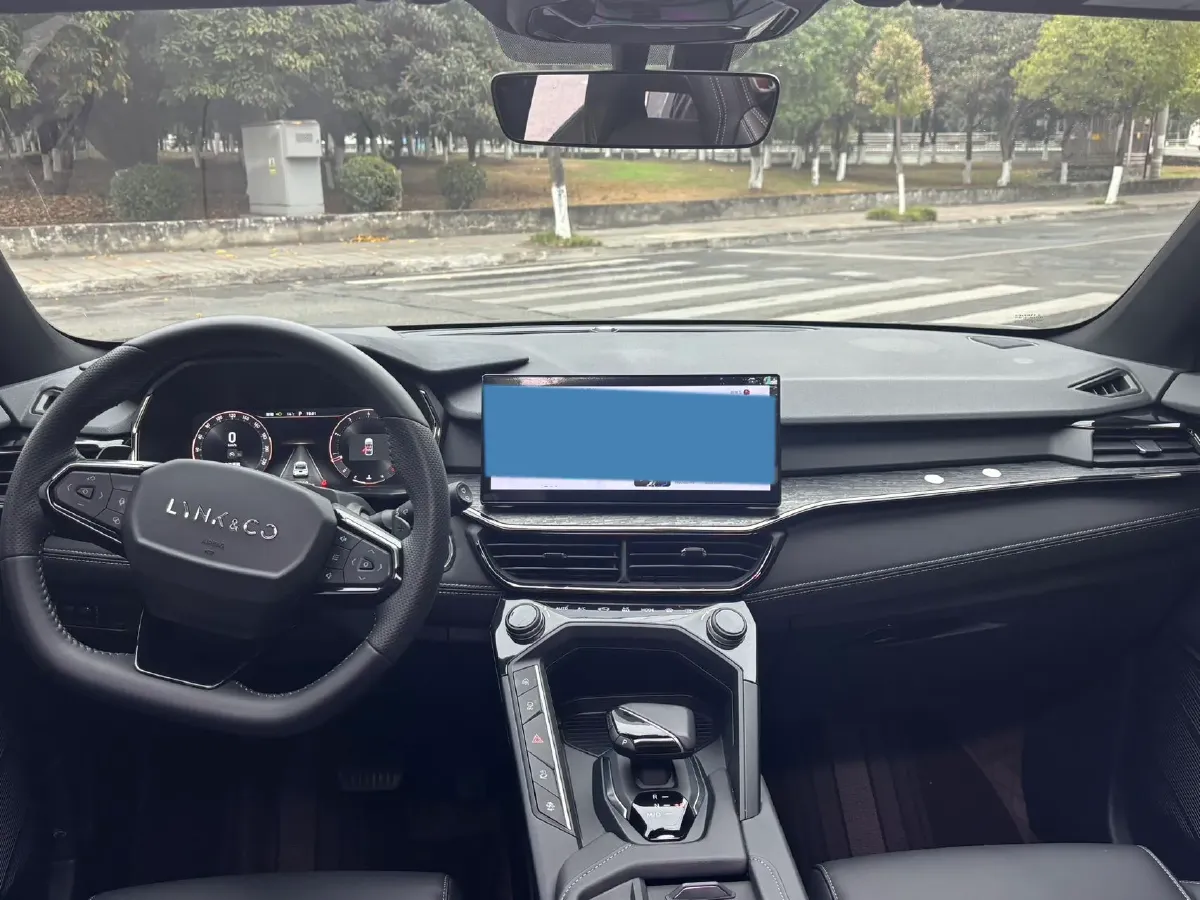 2023 LYNK&CO 06 1.5T 181HP L4 7DCT,autocango,china used car exporter,china ev exporter,chinese used car exporter,chinese used ev exporter