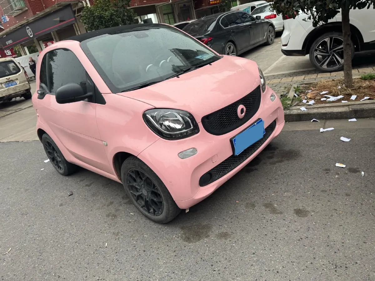 2017 Smart smart fortwo 1.0L 71HP L3 6DCT,autocango,china used car exporter,china ev exporter,chinese used car exporter,chinese used ev exporter