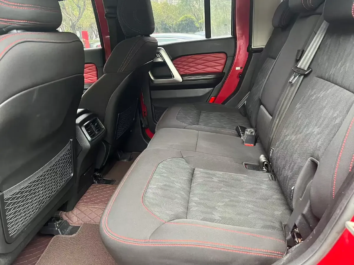 2018 Beijing BJ40 2.0T 150HP L4 6MT,autocango,china used car exporter,china ev exporter,chinese used car exporter,chinese used ev exporter