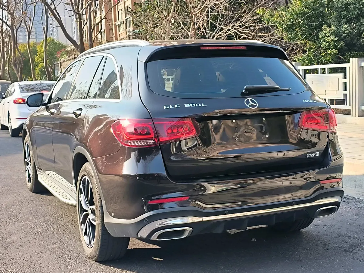 2021 Mercedes-Benz GLC Class 2.0T 258HP L4 9AT,autocango,china used car exporter,china ev exporter,chinese used car exporter,chinese used ev exporter