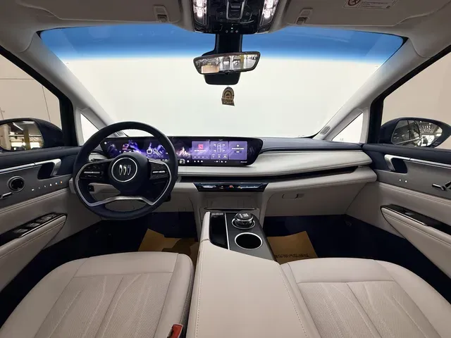 2024 Buick GL8 1.5T 180HP L4 2DHT PHEV 24.4KWH,autocango,china used car exporter,china ev exporter,chinese used car exporter,chinese used ev exporter