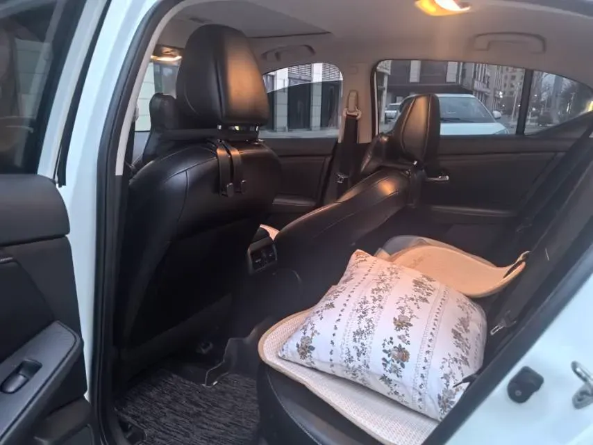 2021 Nissan Sylphy 1.6L 135HP L4 CVT,autocango,china used car exporter,china ev exporter,chinese used car exporter,chinese used ev exporter