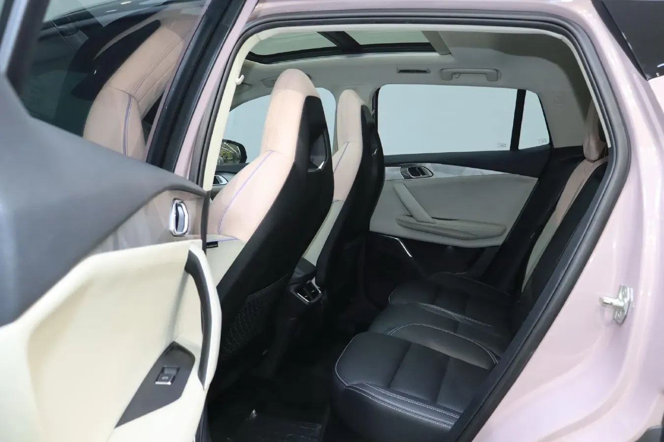 2022 LYNK&CO 02 1.5T 180HP L3 7DCT,autocango,china used car exporter,china ev exporter,chinese used car exporter,chinese used ev exporter