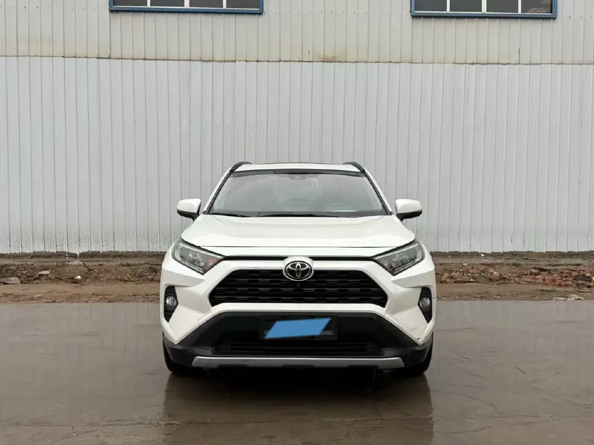 2020 Toyota RAV4 2.0L 171HP L4 CVT,autocango,china used car exporter,china ev exporter,chinese used car exporter,chinese used ev exporter