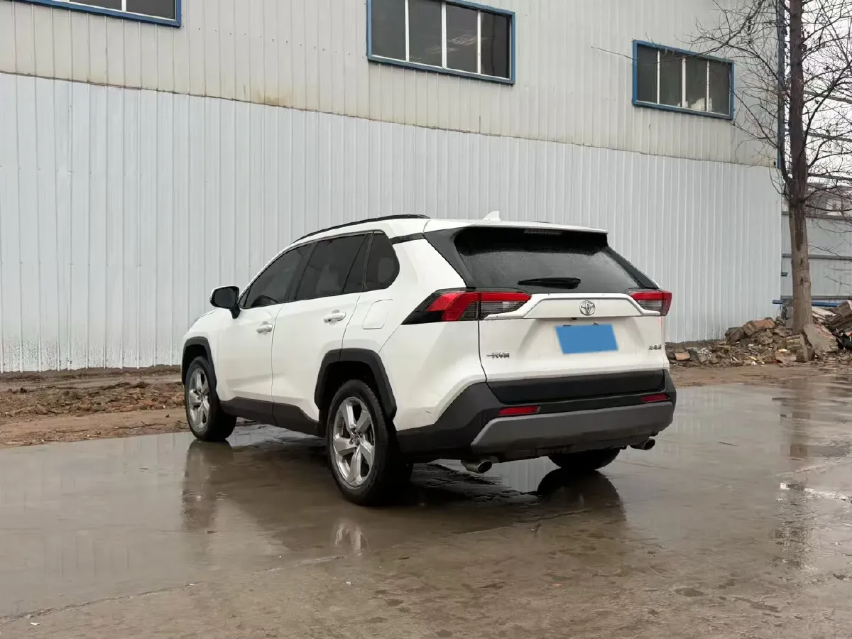 2020 Toyota RAV4 2.0L 171HP L4 CVT,autocango,china used car exporter,china ev exporter,chinese used car exporter,chinese used ev exporter