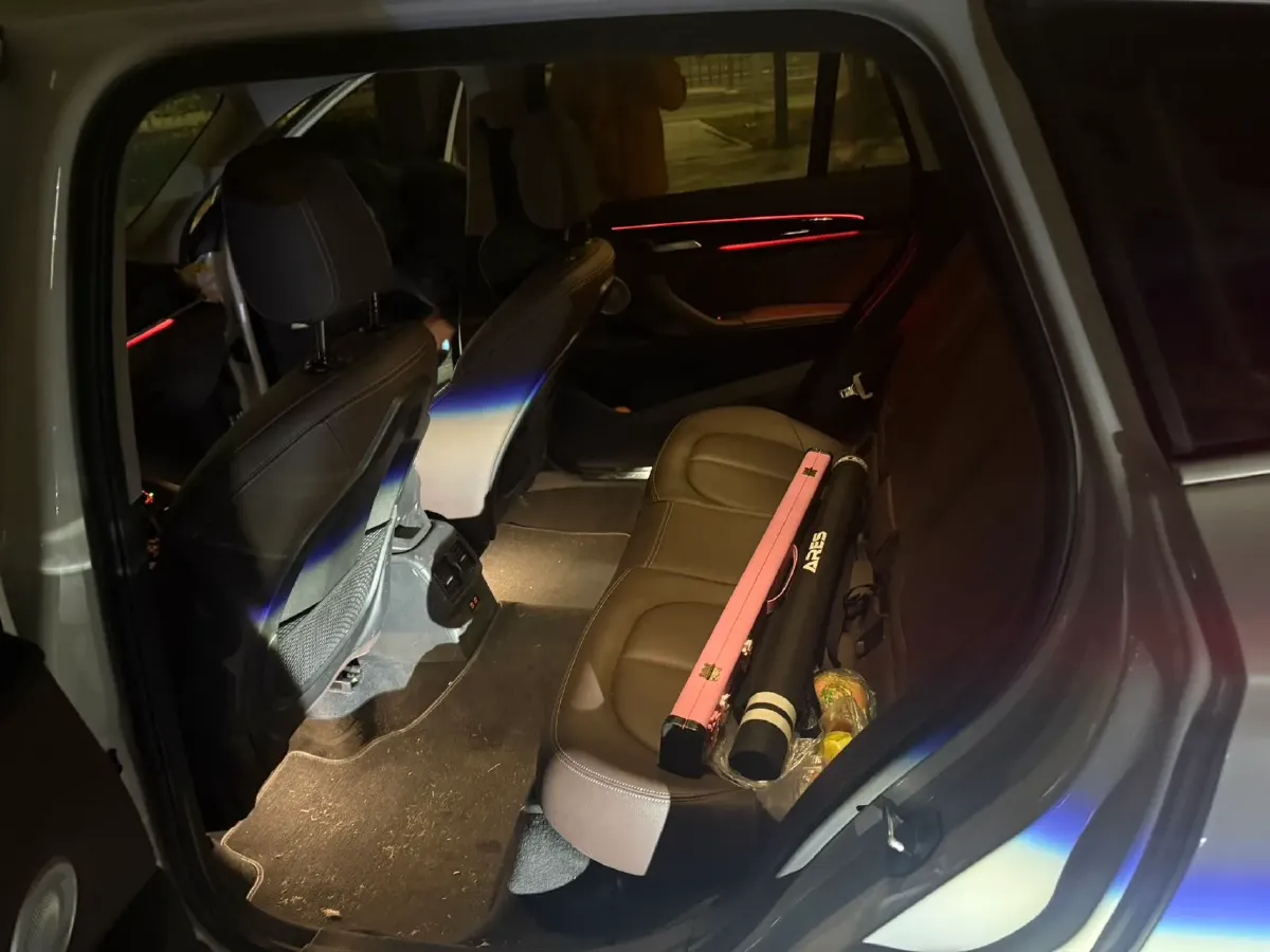 2021 BMW X1 1.5T 140HP L3 7DCT,autocango,china used car exporter,china ev exporter,chinese used car exporter,chinese used ev exporter