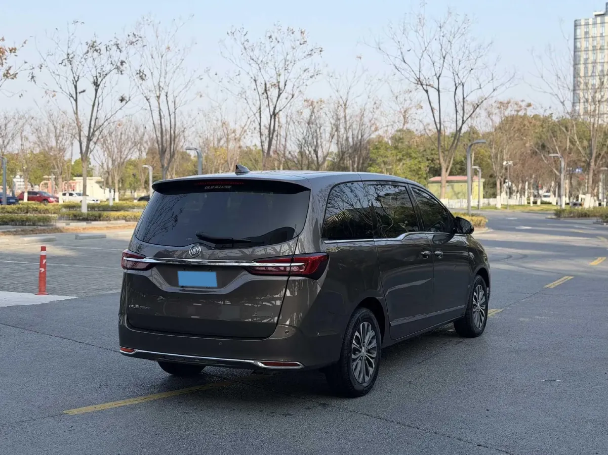 2021 Buick GL8 2.0T 237HP L4 9AT,autocango,china used car exporter,china ev exporter,chinese used car exporter,chinese used ev exporter