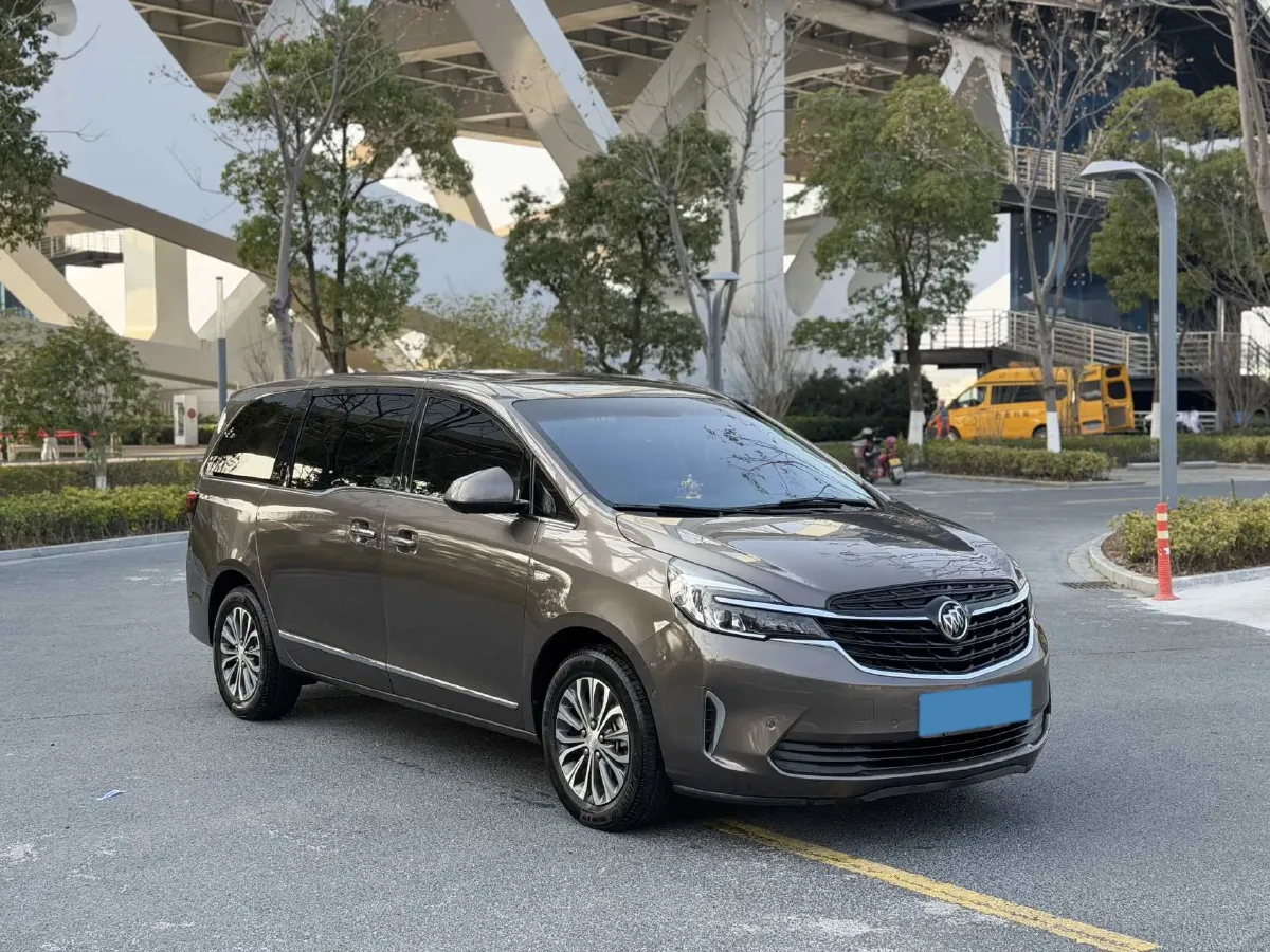 2021 Buick GL8 2.0T 237HP L4 9AT,autocango,china used car exporter,china ev exporter,chinese used car exporter,chinese used ev exporter